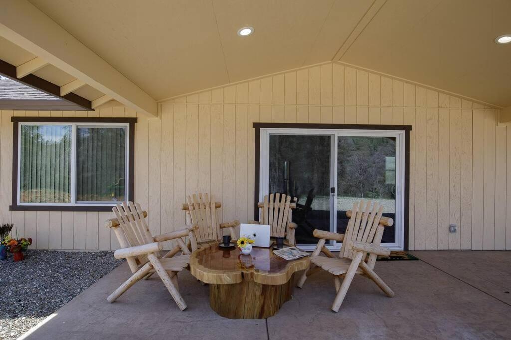 Cozy Cub Cabin, Brand New Home Near Yosemite Марипоса Экстерьер фото