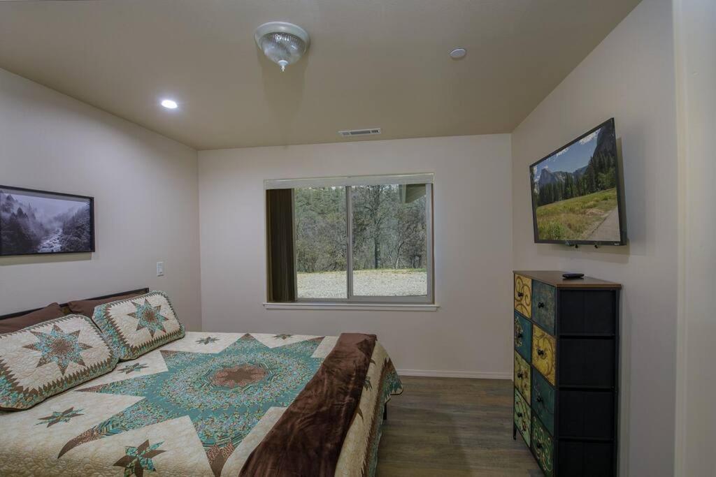 Cozy Cub Cabin, Brand New Home Near Yosemite Марипоса Экстерьер фото